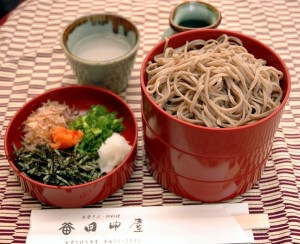 香り高い出雲そばの「割子そば」