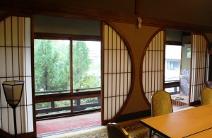 建物内にもあちらこちらに独特の意匠が見られる