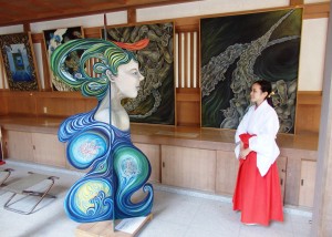 生命を表した立体作品