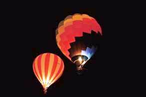 夜空から町を一望できる気球の試乗などイベントがもりだくさん（斑鳩町提供）