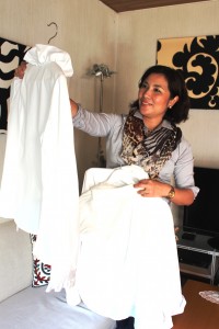 「お客さまのなりたいイメージを考えながら魅力を引き出したい」と話す岩澤奈穂さん