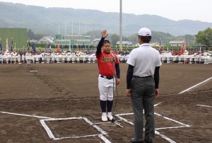 力強く選手宣誓するリトルジャイアンツの坂東泰樹主将