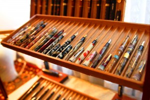 展示されるモリソン万年筆