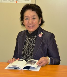 ８０歳の今も精力的に活動する島本郁子さん