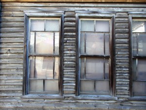 装飾性がある工場の窓部分