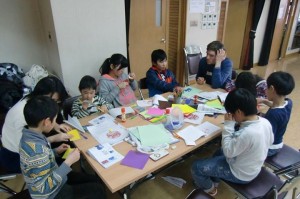 昨年１月に橿原市で行われた交流会の様子。子供から大人まで幅広く参加して楽しんだ