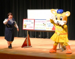 県警交通企画課による安全指導が行われた