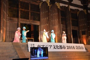 中国の伝統芸能・越楽も披露された