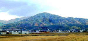 日本遺産の構成文化財の三輪山