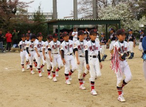 優勝した大宮ホワイトベアーズ