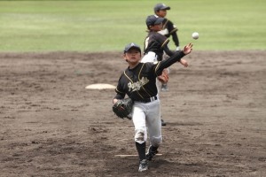 斑鳩少年野球部｜城ケ丘エンゼルス１３
