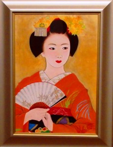 扇子を持つ舞妓をとらえた作品