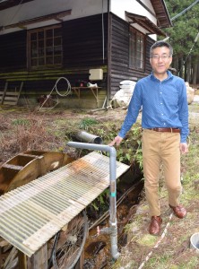 吉村さんが電気工事にもかかわった殿川区の小水力発電設備
