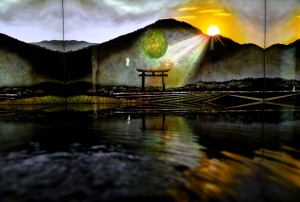 水と鏡を使った演出も取り入れられた新作影絵「大神神社」