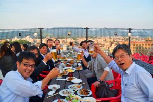 ジョッキで乾杯