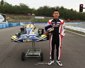 「夢は世界一」と語る遠藤照剛さん=岐阜県瑞浪市のフェスティカサーキット瑞浪