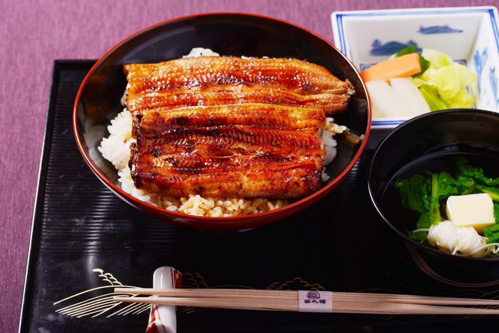 国産ウナギとこだわりの素材でつくられた「うな重」