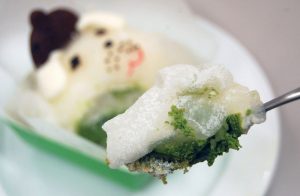 新登場の「お抹茶ゆきま～る」。「和」テイストのさわやかな甘みが特徴だ