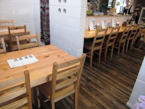 清潔感がある晴天の店内