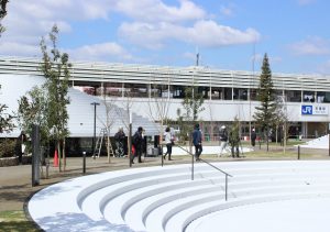 天理駅前広場④