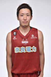 平尾充庸選手
