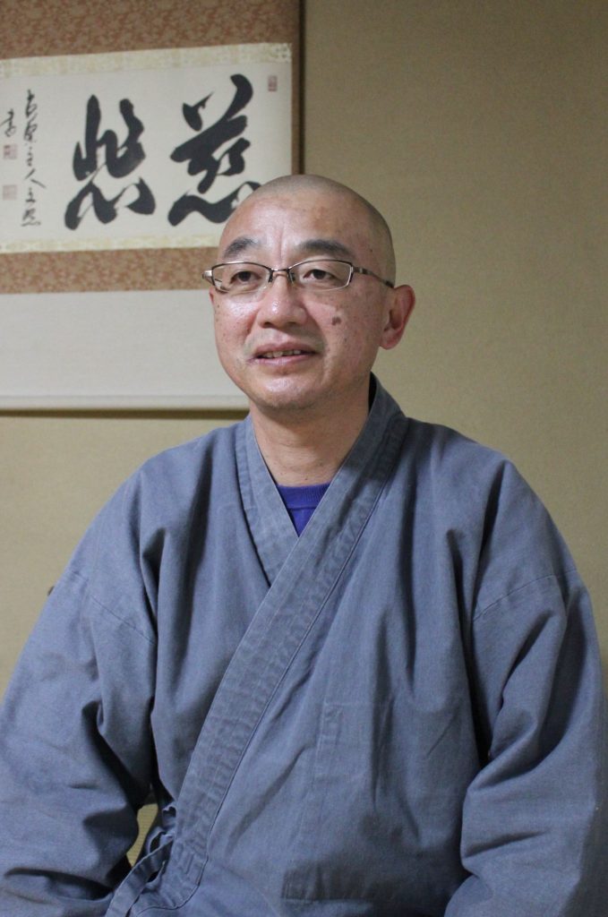 やまと人巡り　顔①　関住職